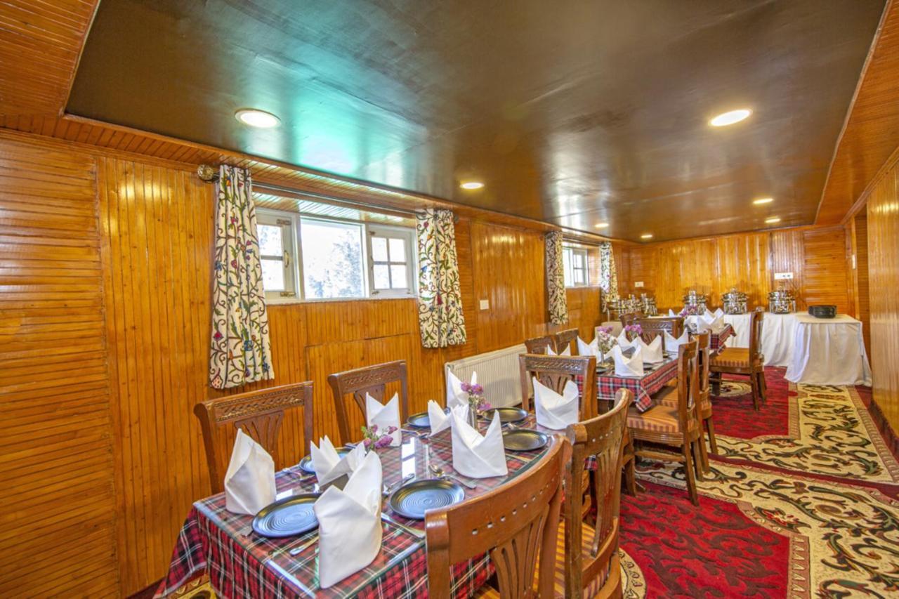 Gulmarg Ski Hill Resort Exterior photo