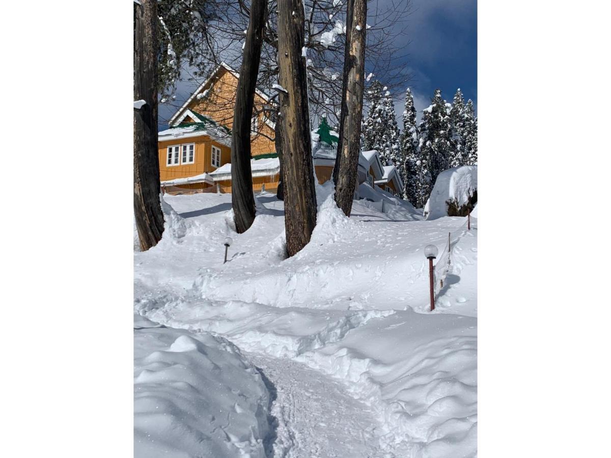 Gulmarg Ski Hill Resort Exterior photo
