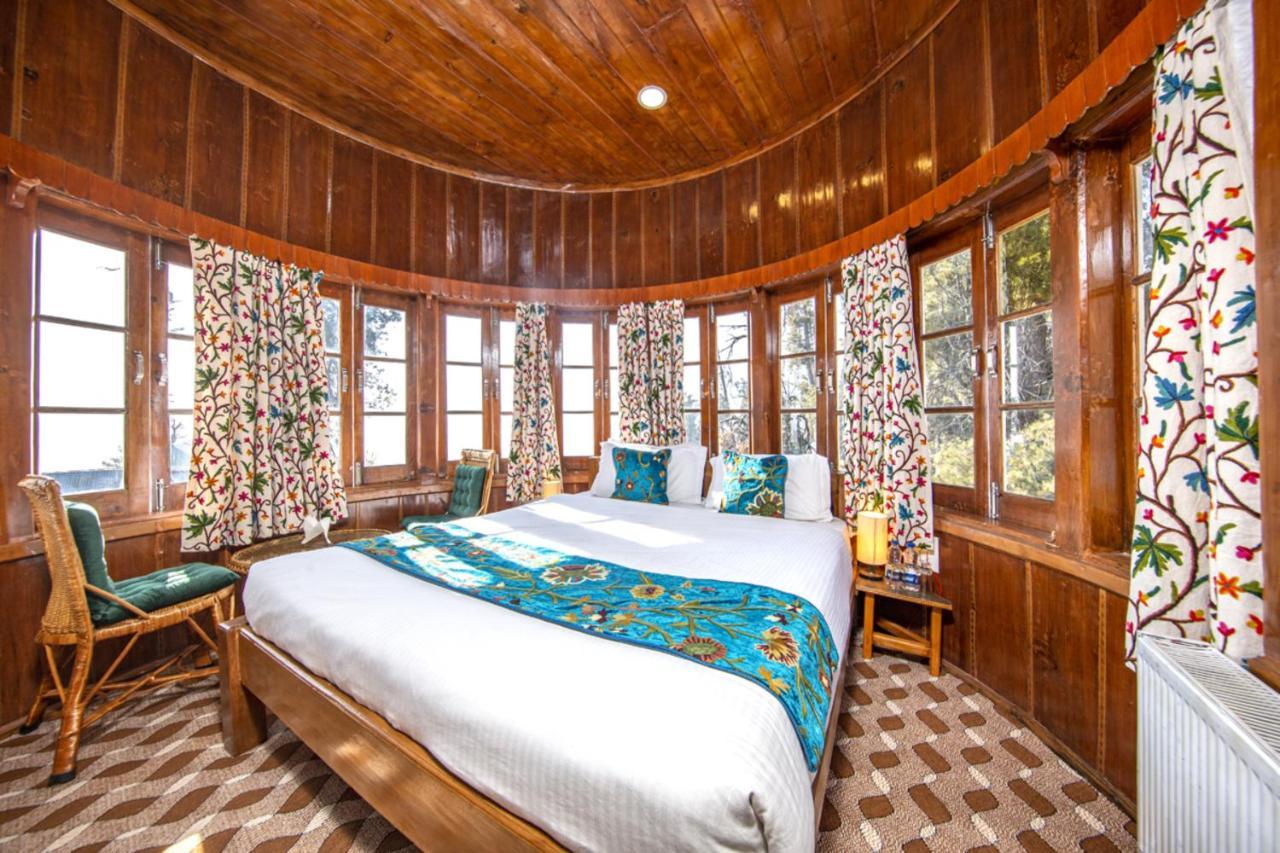 Gulmarg Ski Hill Resort Exterior photo